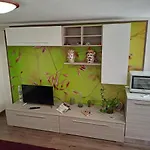 La Petite Maison