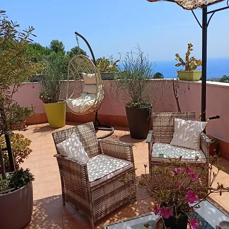La Petite Maison Aci Castello