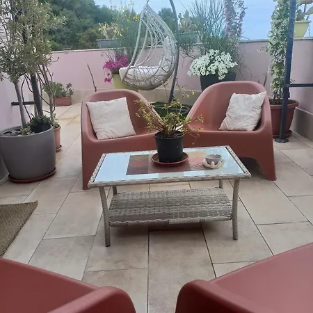 La Petite Maison Apartament *